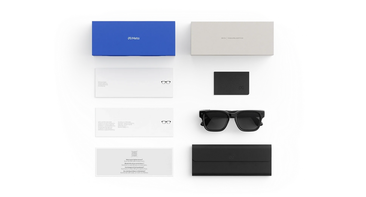 Розумні окуляри Meta Fury Standard Classic Black Frame / Clear to Grey Transitions Lenses